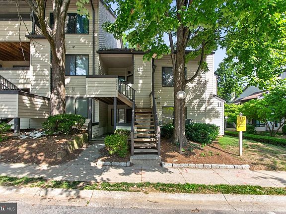 3rd image of 18430 Bishopstone Ct #305