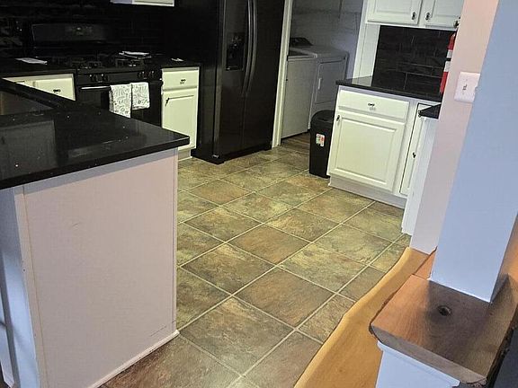 2nd image of 1731 Cliffs Lndg #202