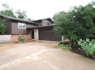 2241 Ravenwood Ln, Norman, OK 73071