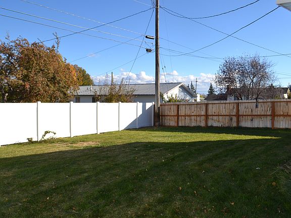 2nd image of 811 Westhill Ave