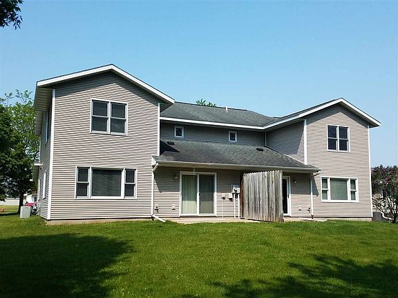 3rd image of 402 N Woodard Ave