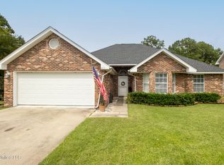 6204 Wimbledon Cv, Ocean Springs, MS 39564