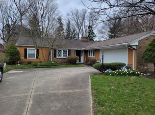 1905 Melody Dr, Fremont, OH 43420