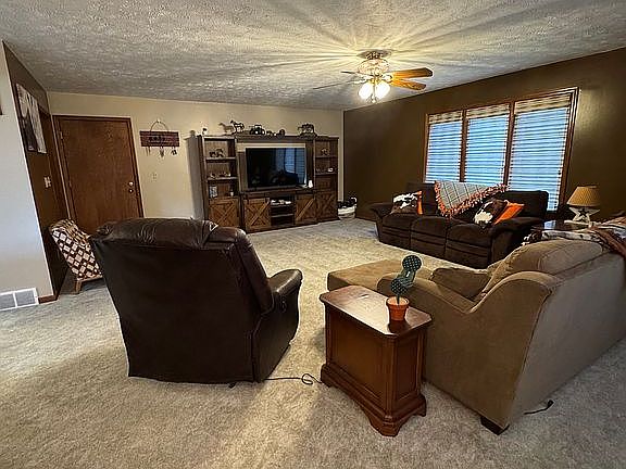 3rd image of 2307 Elk St