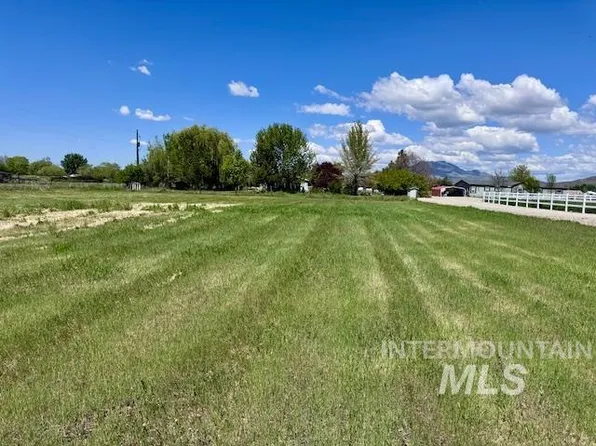 27XX E Main St, Emmett, ID 83617