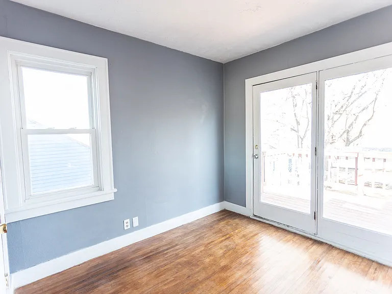 720 S Willow Ave — Photo 7