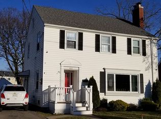 4627 Terrace Dr, Niagara Falls, NY 14305