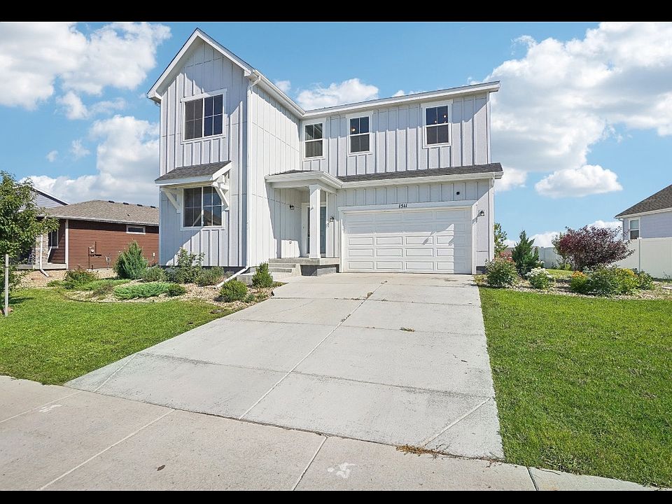 1st image of 1511 Lake Vista Way