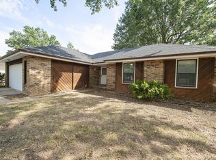 2812 W Maplewood St, Springfield, MO 65807