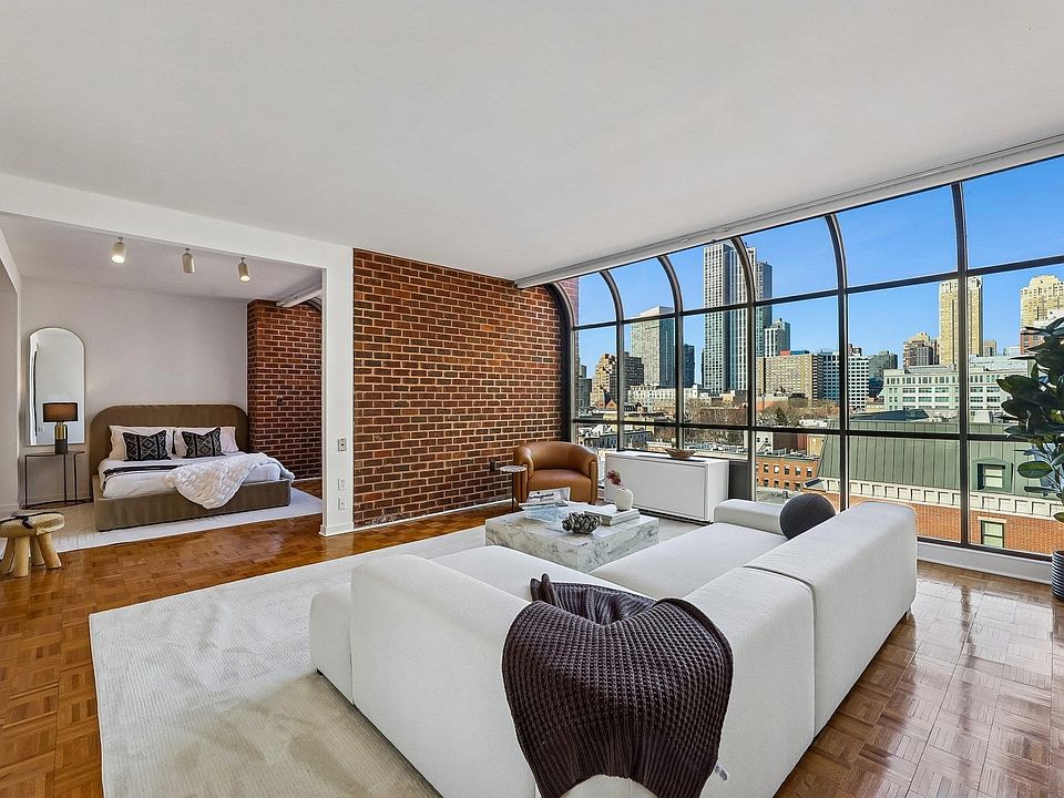 1st image of 1 Greene St APT 806