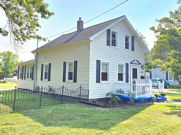 606 Catherine St, Washington, IL 61571