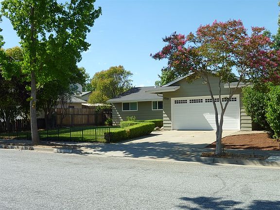 4th image of 1239 Pappani Dr