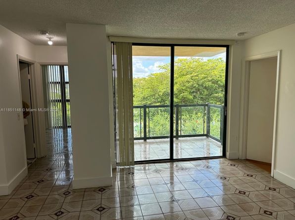 11780 SW 18th St APT 414-2