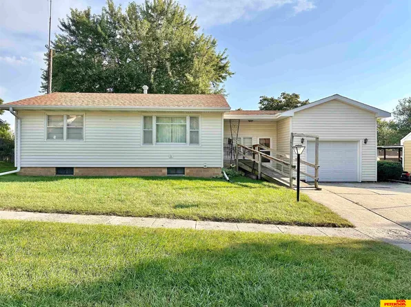 771 E Willow St, West Point, NE 68788