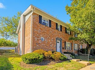 1121 Matador Dr, Saint Louis, MO