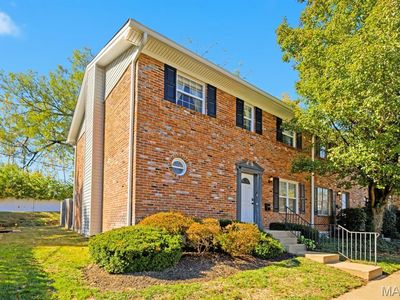 1121 Matador Dr, Saint Louis, MO, 63141