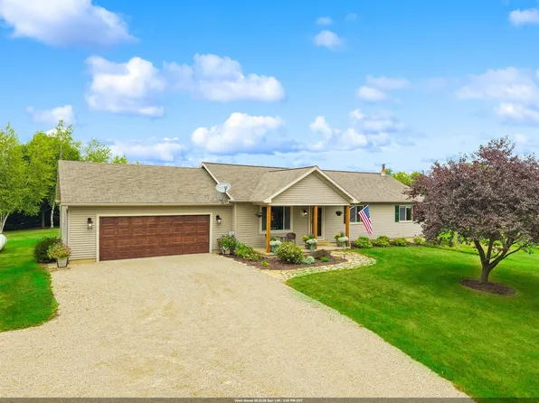 W5150 Red School Rd, Peshtigo, WI 54157