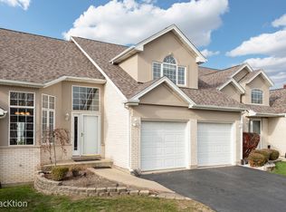 648 Aspen Dr, Romeoville, IL 60446