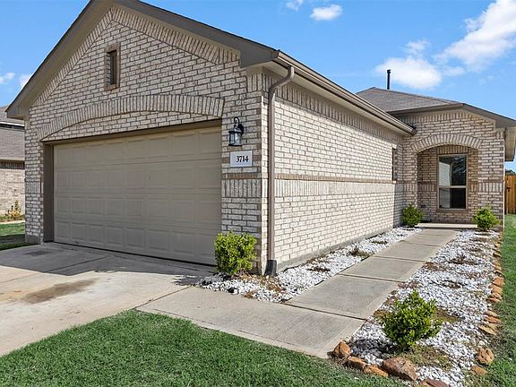 2nd image of 3714 Yellow Arbor Dr