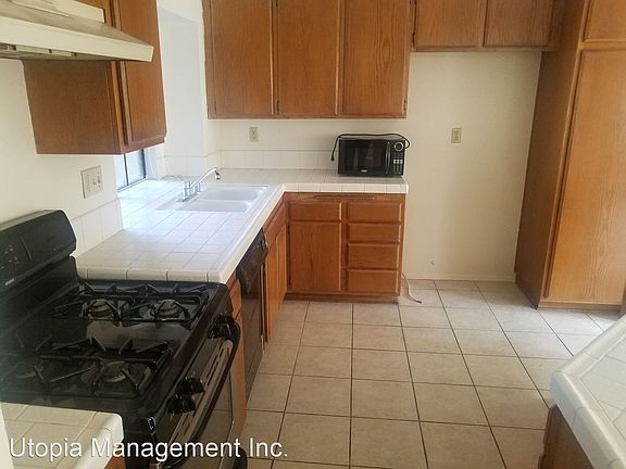 3rd image of 1996 E Cienega Ave APT C