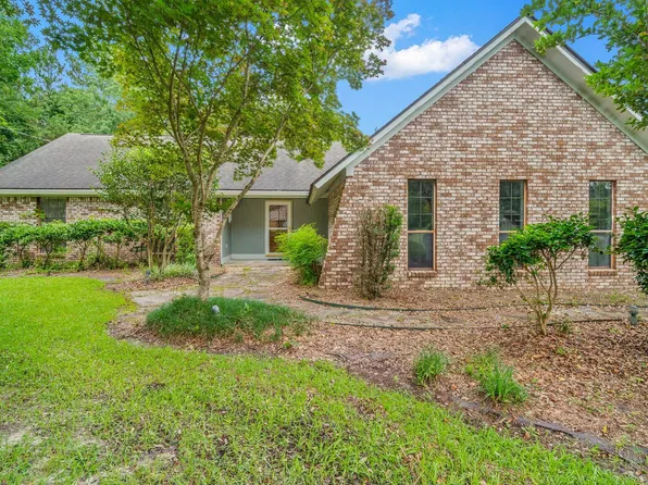 726 Scruggs Rd, Sumrall, MS 39482
