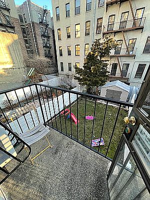 3rd image of 149 W 117th St #11