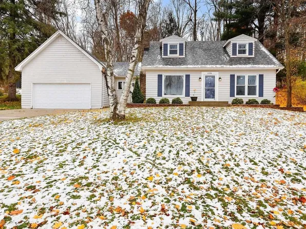 1156 2nd Street, Baraboo, WI 53913