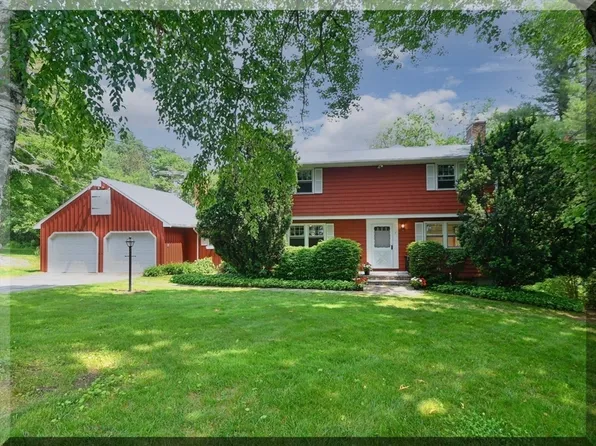 7 Mercury Cir, Andover, MA 01810