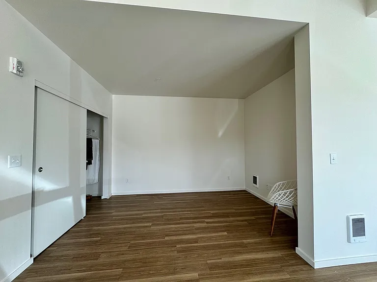 Sunnyside — Photo 29