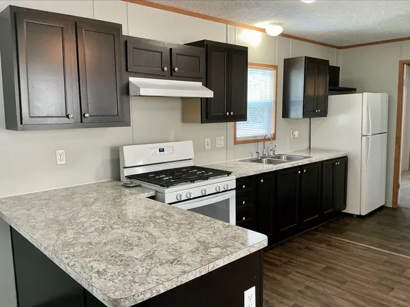 24150 Veterans Rd #6, Morton, IL 61550