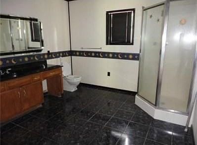 5th image of 1210 Wilmuth St