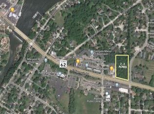 600 E Algonquin Rd, Algonquin, IL 60102