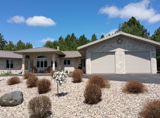 N3273 Frances Ln, New london, WI 54961