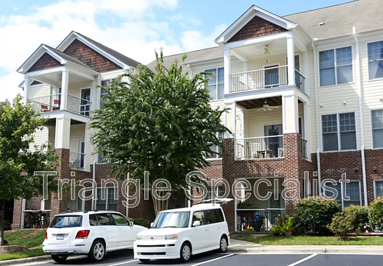 900 Canenaugh Dr #108 — Photo 3