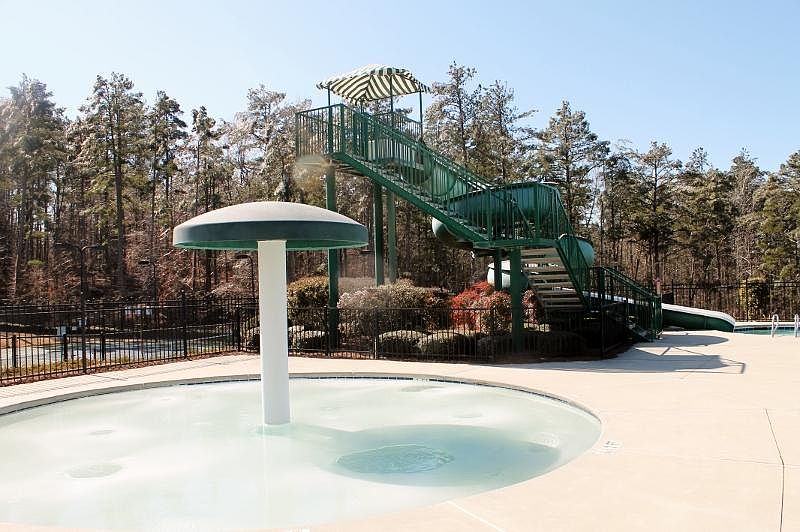 2nd image of 1043 Lanier Springs Dr