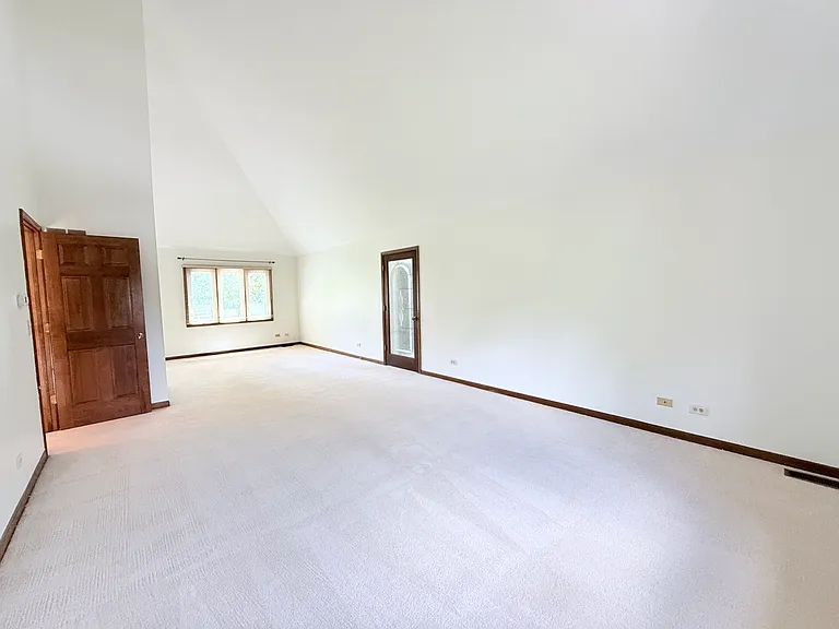 2318 River Woods Dr — Photo 19