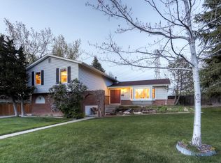6228 S Locust St, Centennial, CO 80111