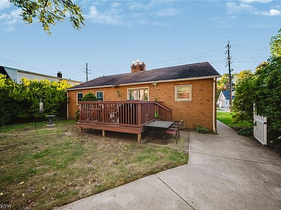 3rd image of 2319 Northview Rd