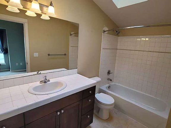 5th image of 2607 NW 56th St #A
