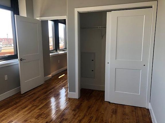 3rd image of 1505 S 17th St #215
