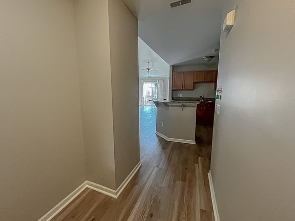 3rd image of 23867 Greenwood Dr