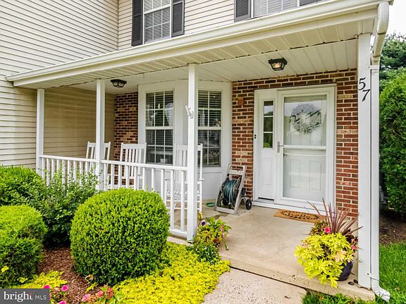 3rd image of 57 Fair Oaks Ct
