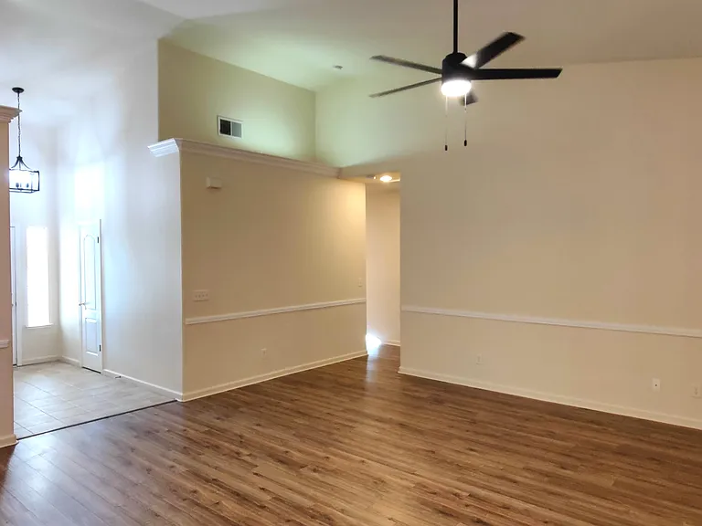 1885 E Turnberry Ave — Photo 5
