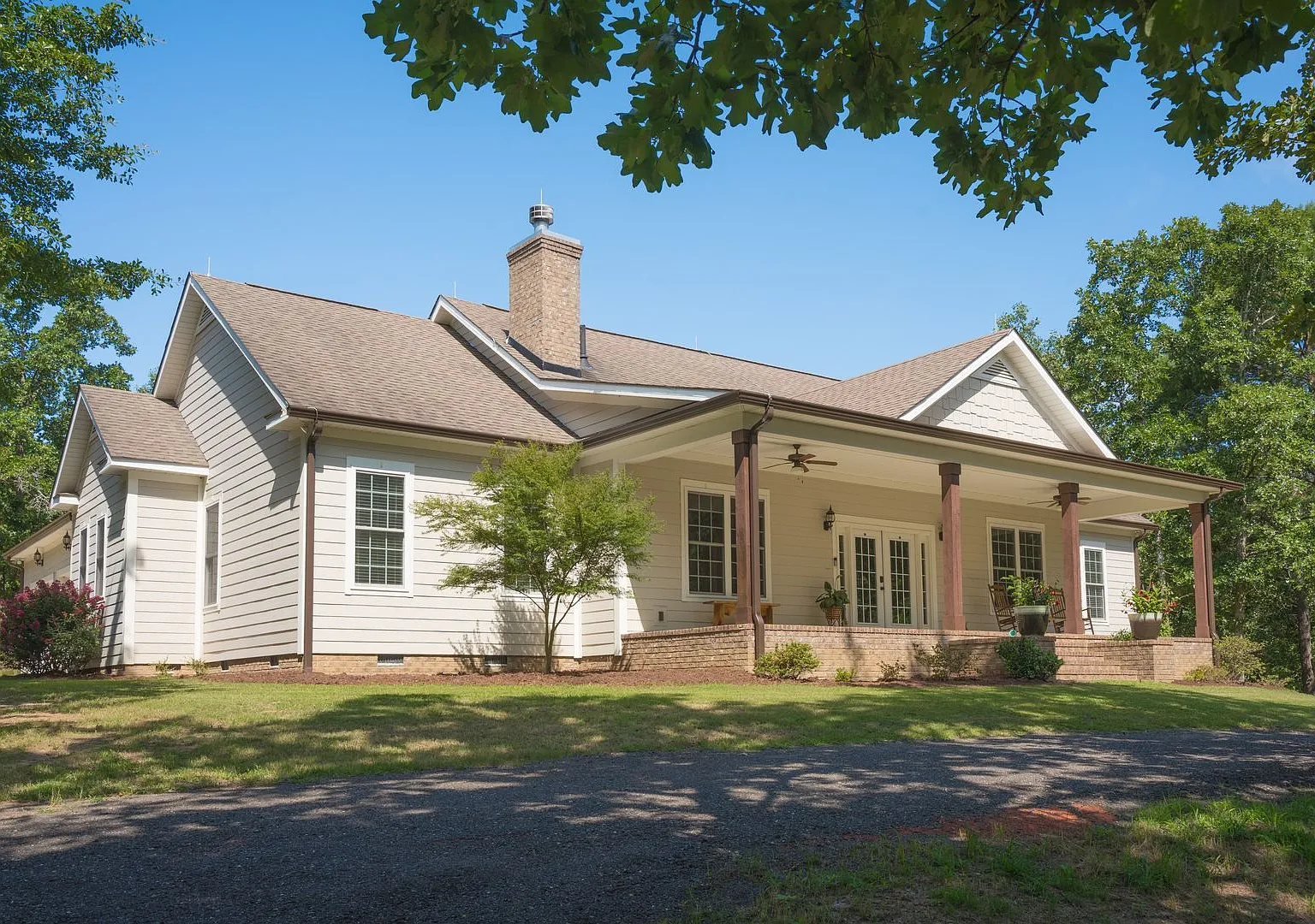 Tranquil Pastures Furnished Equestrian Retreat in Aiken, SC — Photo 1