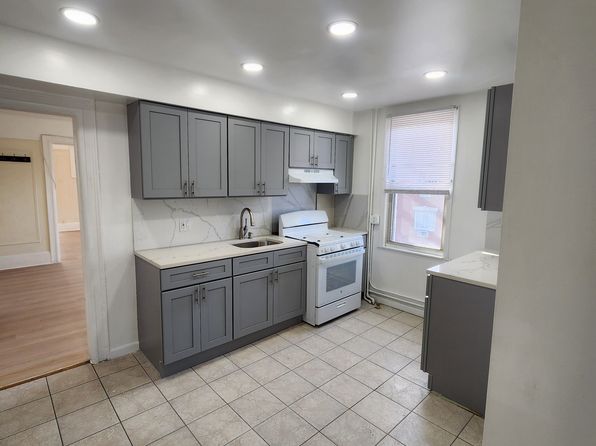 82-03 Myrtle Ave #2