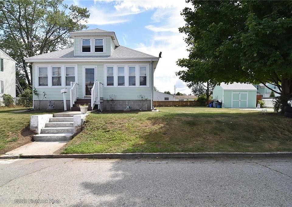 1st image of 6 Rosemont Ave