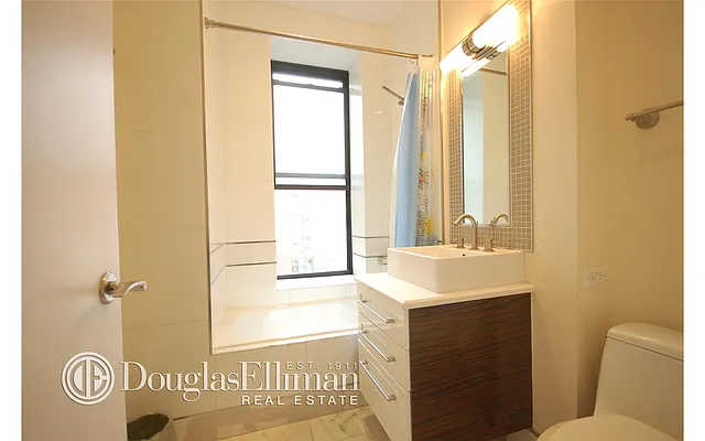 Rented by Douglas Elliman | media 21