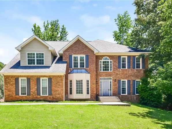 612 Watson Cv, Stone Mountain, GA 30087
