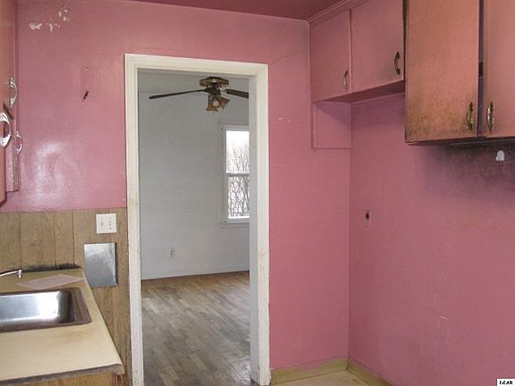 3rd image of 507 Herrick Park Dr