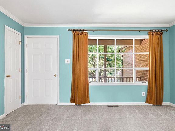 3rd image of 8631 Kentucky Ave
